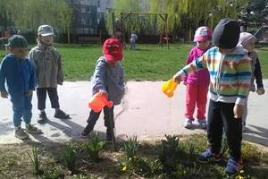 Jarné hry na školskom dvore 10